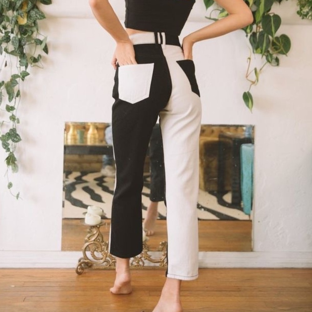 NWT Revice Dream Fit Jeans XOXO Black White Yin Yang 28